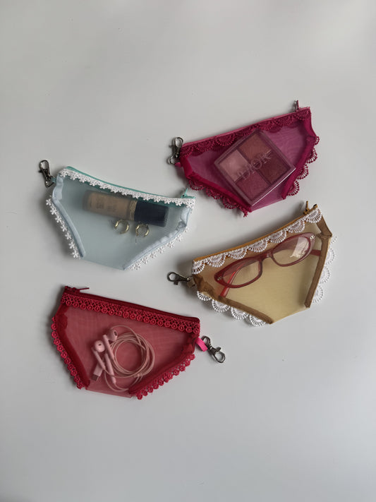Flirty Pouch